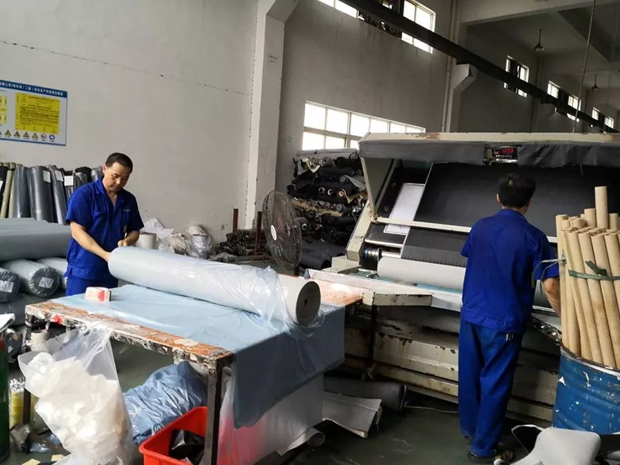 皮革車間廢氣異味用什么設(shè)備處理？